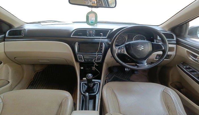 2017 Maruti Ciaz ALPHA 1.4 PETROL, CNG, Manual, 1,24,157 km, interior