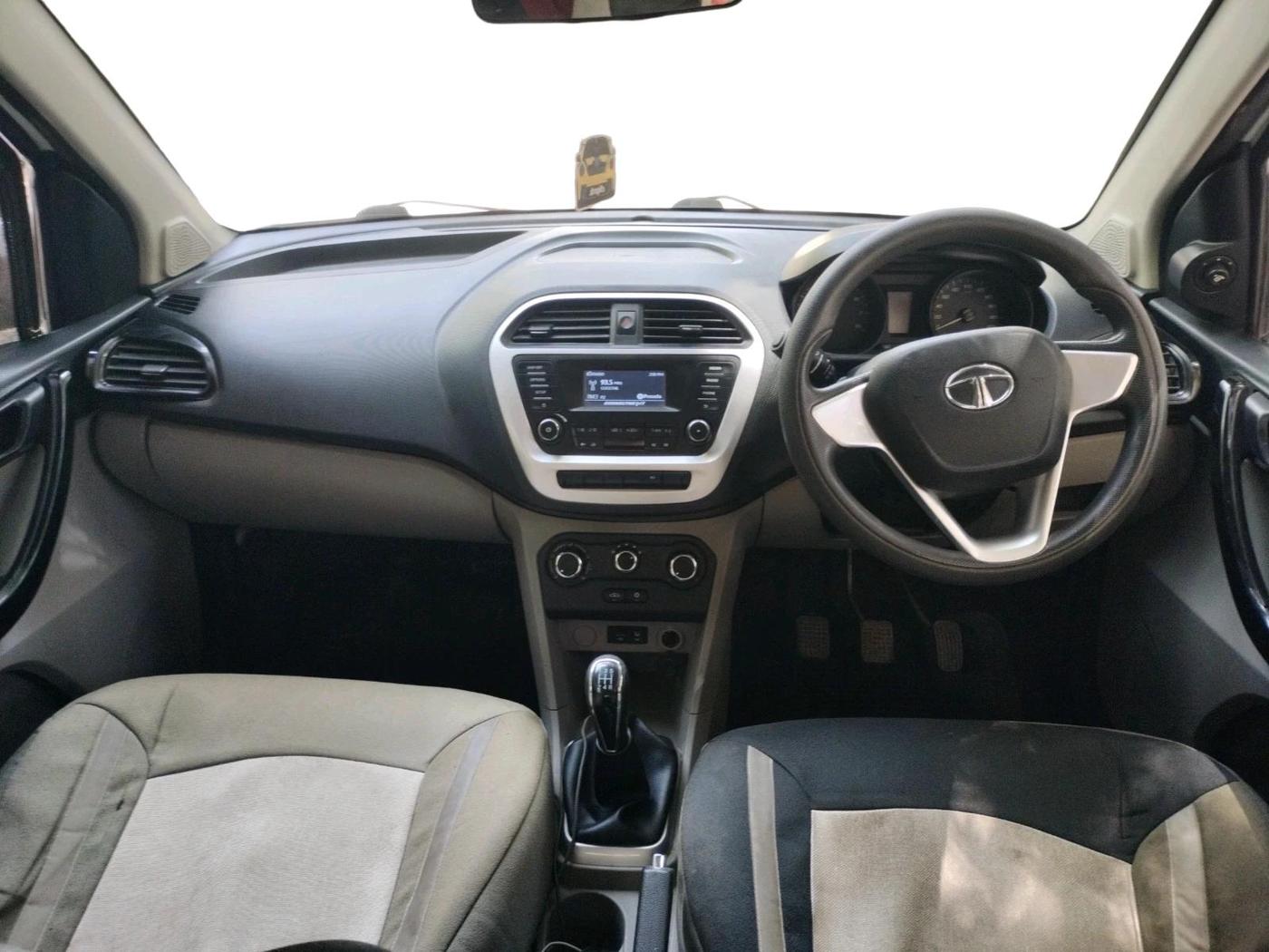 2017 Tata Tiago XT PETROL, Petrol, Manual, 55,204 km, interior