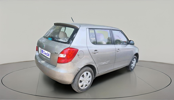 2011 Skoda Fabia AMBIENTE 1.4 PD TDI, Diesel, Manual, 1,03,920 km, exterior