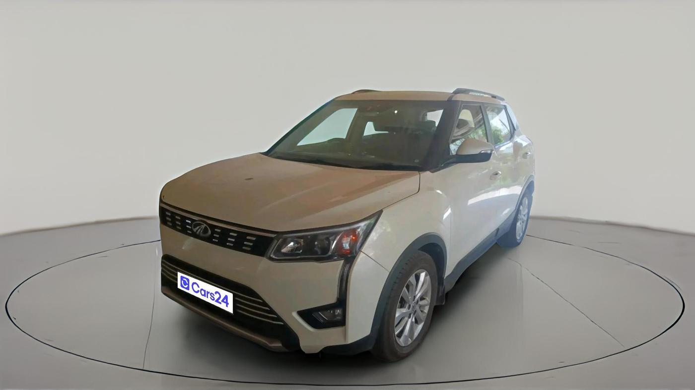 2019 Mahindra XUV300 W8 1.2 PETROL, Petrol, Manual, 76,092 km, exterior