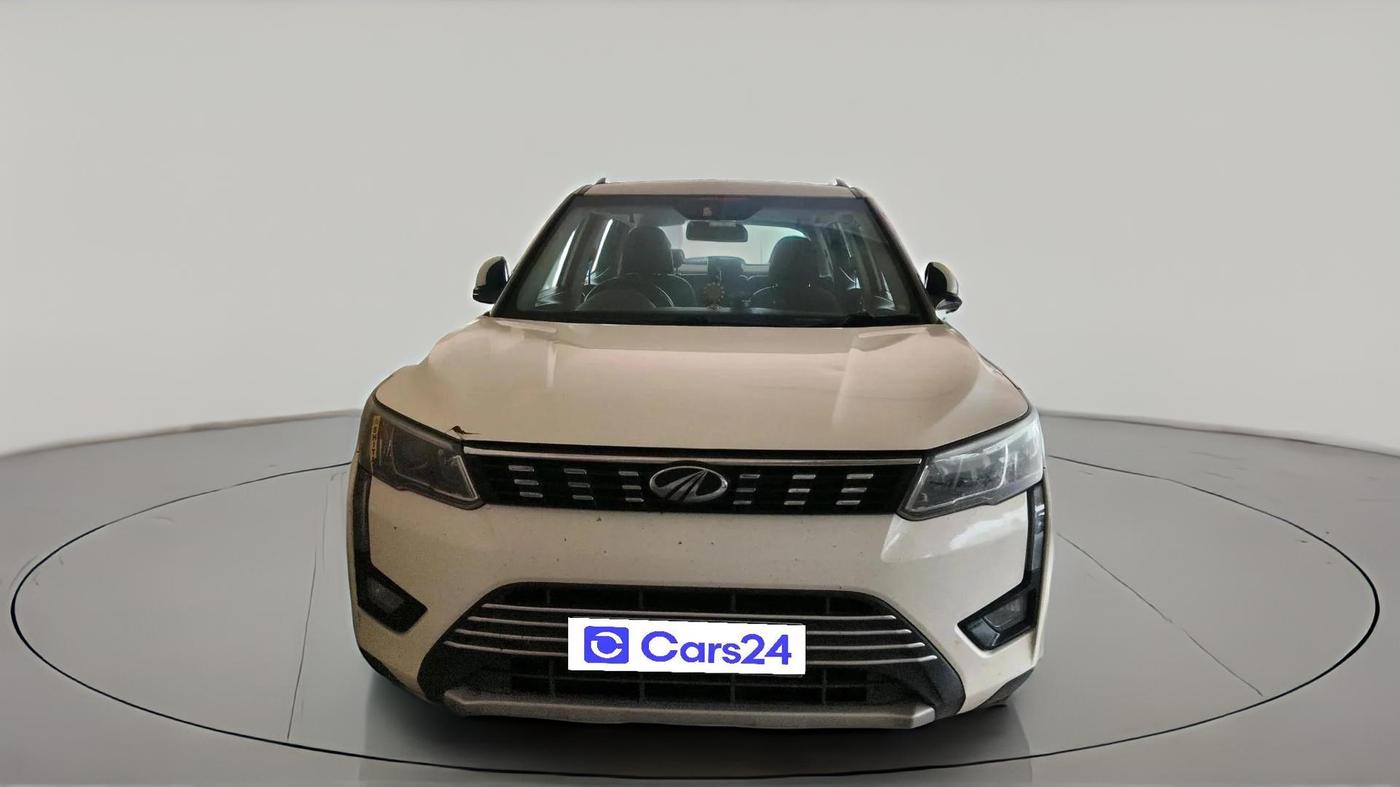 2019 Mahindra XUV300 W8 1.2 PETROL, Petrol, Manual, 76,092 km, exterior