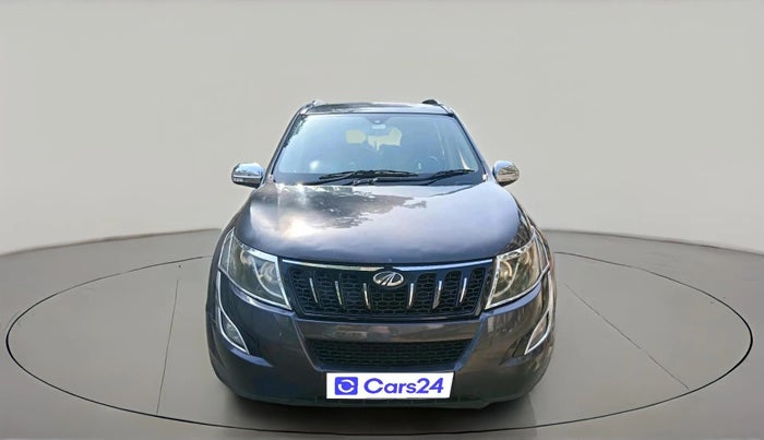 2015 Mahindra XUV500 W8, Diesel, Manual, 2,24,475 km, exterior