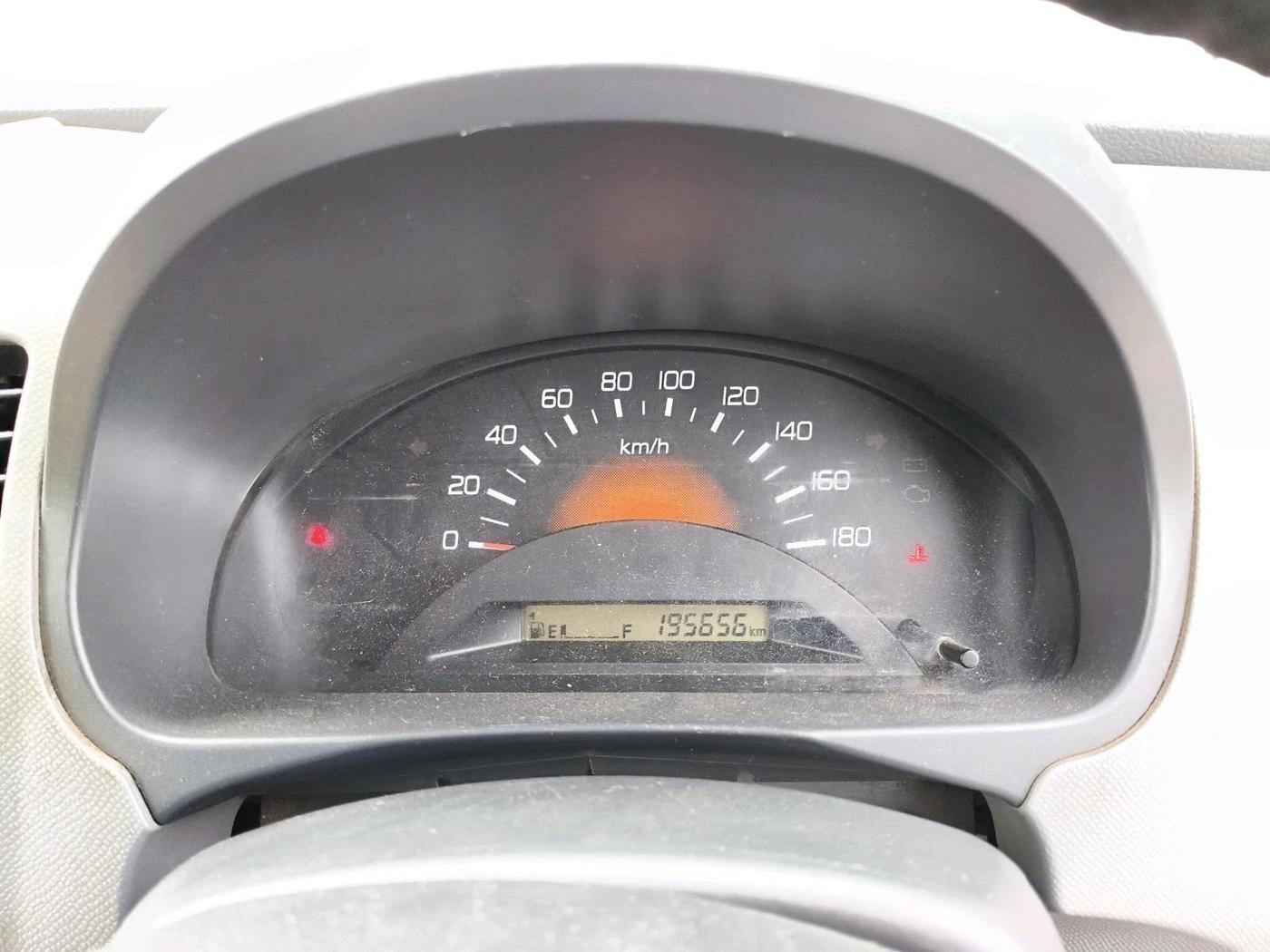 2013 Maruti Wagon R 1.0 LXI, CNG, Manual, 1,95,656 km, interior