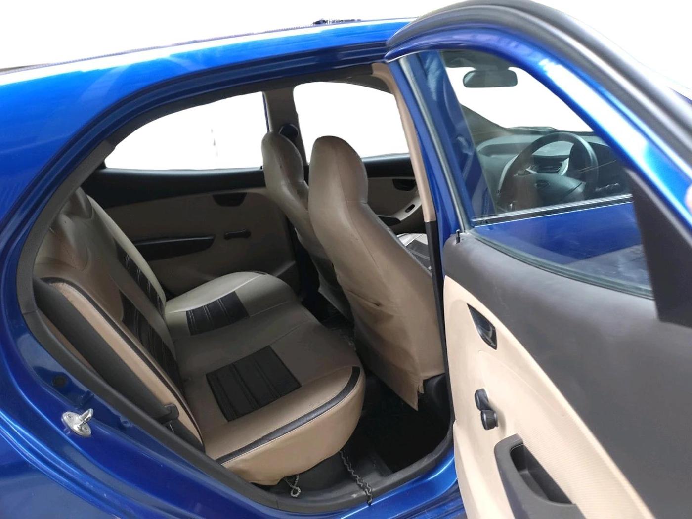 2014 Hyundai Eon ERA +, Petrol, Manual, 30,443 km, interior