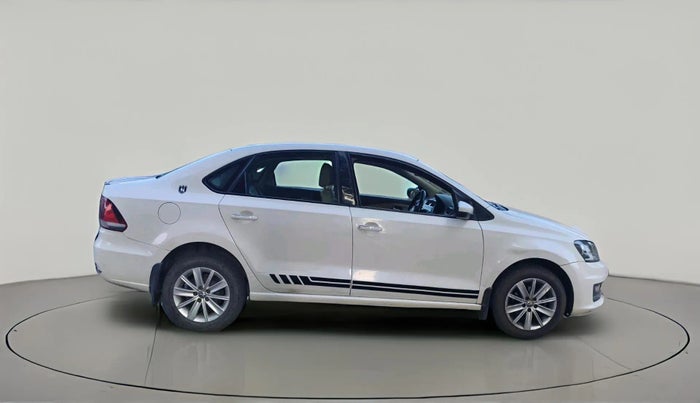 2016 Volkswagen Vento HIGHLINE PETROL AT, Petrol, Automatic, 1,09,893 km, exterior