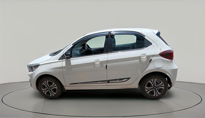 2024 Tata Tiago XT RHYTHM PETROL, Petrol, Manual, 1,825 km, exterior