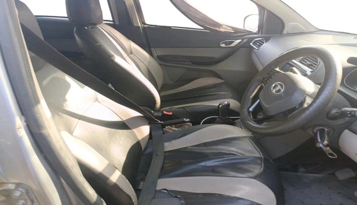 2018 Tata Tiago XZ PETROL, Petrol, Manual, 1,42,459 km, interior