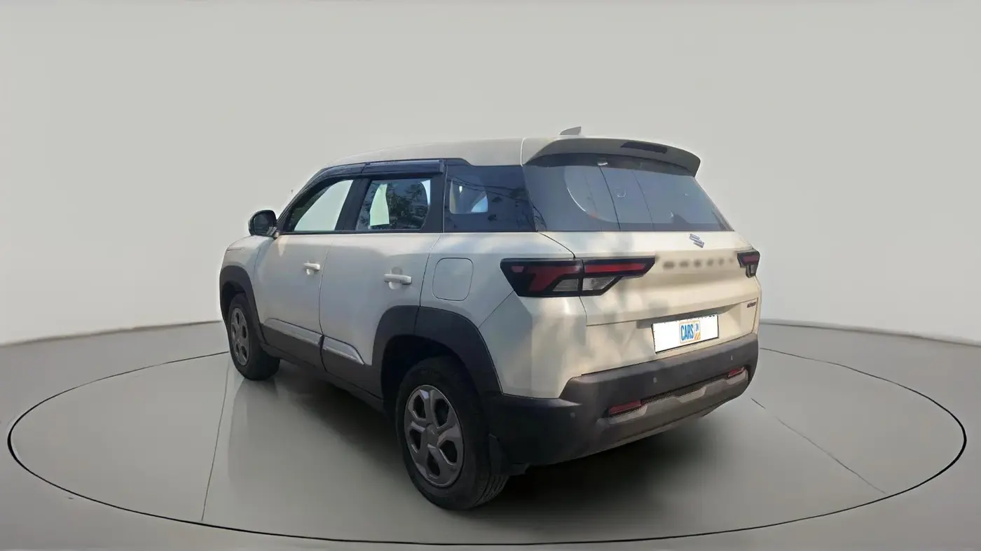 2024 Maruti BREZZA VXI AT SMART HYBRID, Petrol, Automatic, 15,675 km, exterior