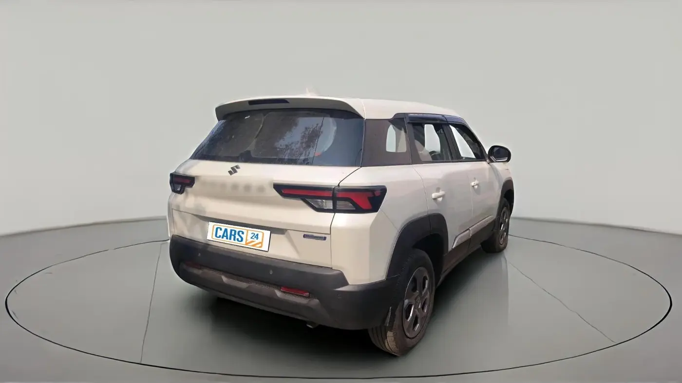 2024 Maruti BREZZA VXI AT SMART HYBRID, Petrol, Automatic, 15,675 km, exterior