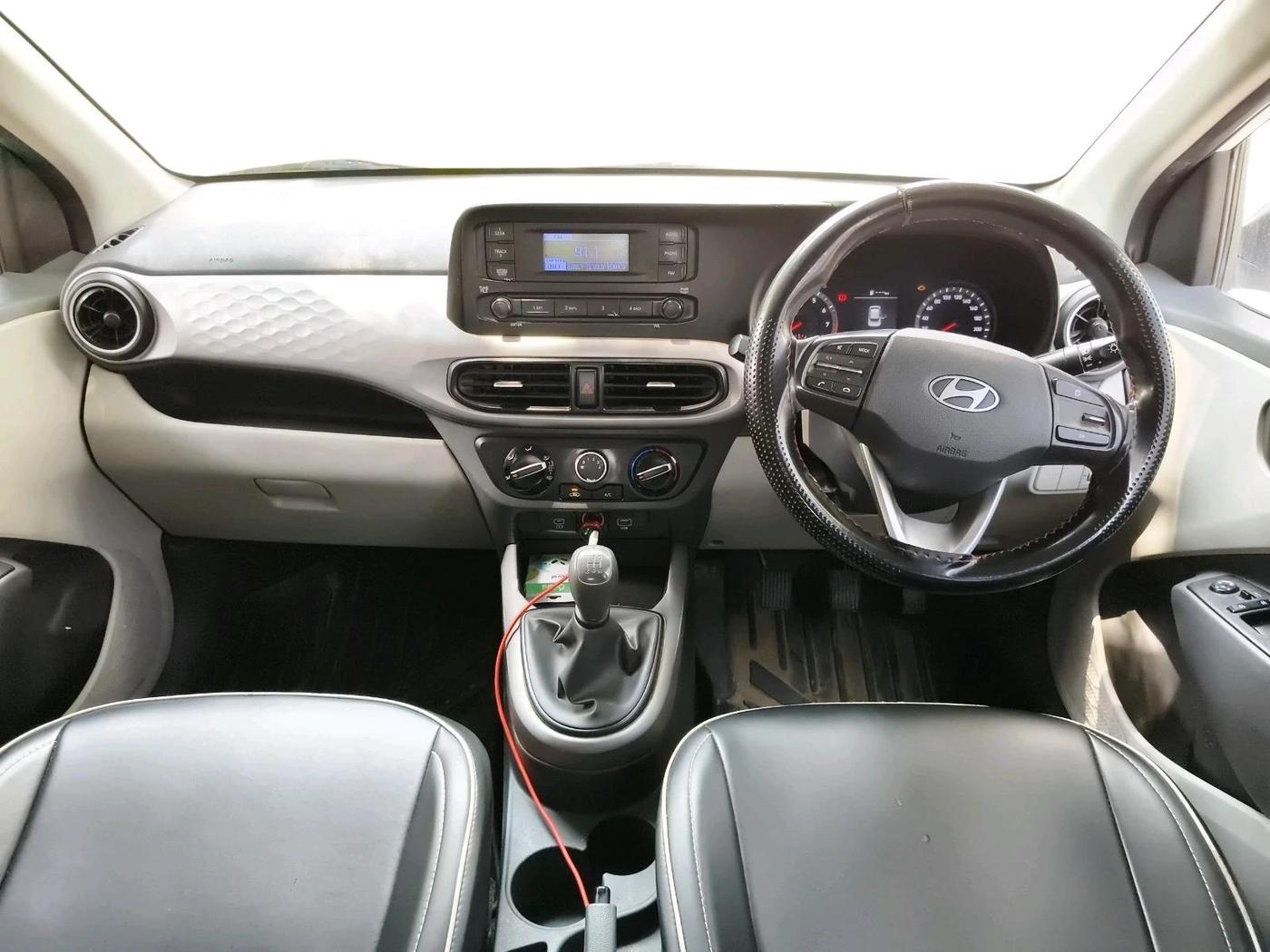2023 Hyundai GRAND I10 NIOS MAGNA 1.2 KAPPA VTVT, Petrol, Manual, 66,585 km, interior