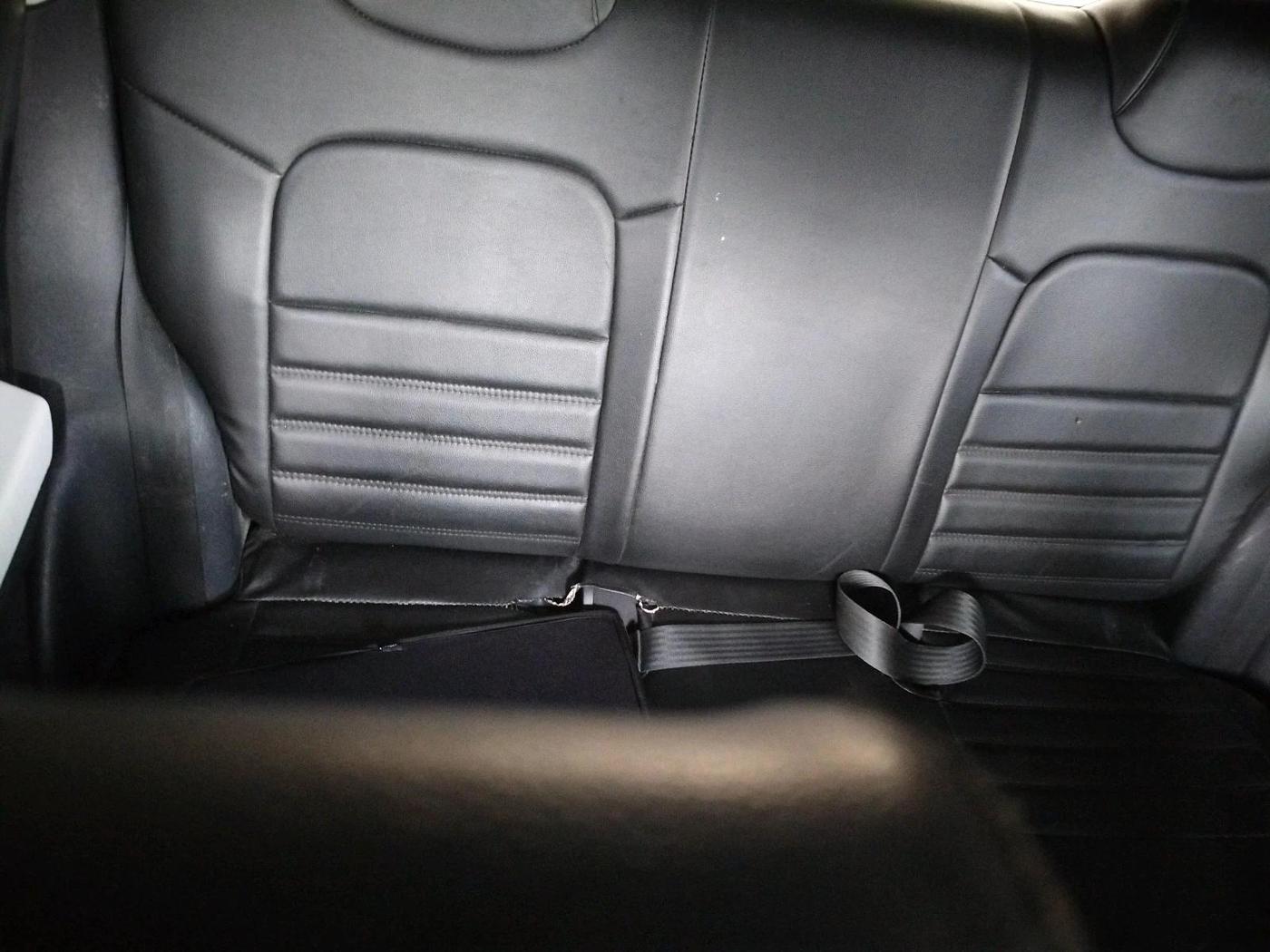 2023 Tata PUNCH PURE MT CNG, CNG, Manual, 74,352 km, interior