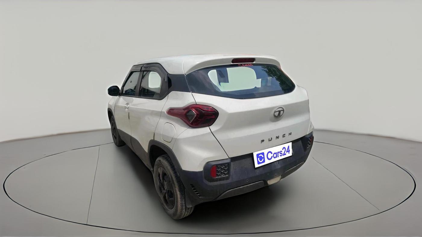 2022 Tata PUNCH ADVENTURE AMT, Petrol, Automatic, 8,373 km, exterior