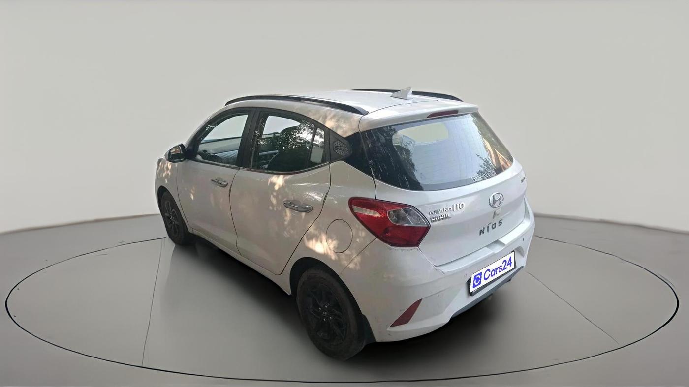 2021 Hyundai GRAND I10 NIOS SPORTZ 1.2 KAPPA VTVT CNG, CNG, Manual, 1,01,930 km, exterior
