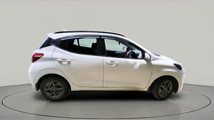 2021 Hyundai GRAND I10 NIOS SPORTZ 1.2 KAPPA VTVT CNG, CNG, Manual, 1,02,865 km, exterior