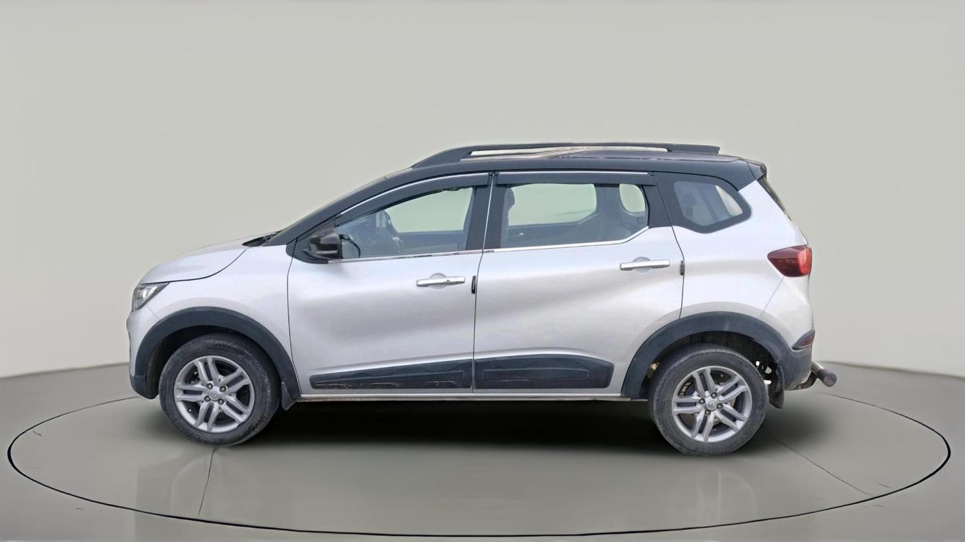 2022 Renault TRIBER RXZ, Petrol, Manual, 58,048 km, exterior