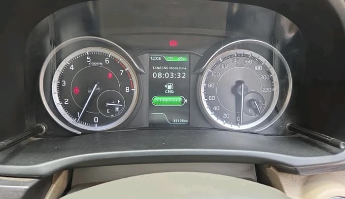 2022 Maruti Ertiga ZXI  CNG, CNG, Manual, 93,106 km, interior