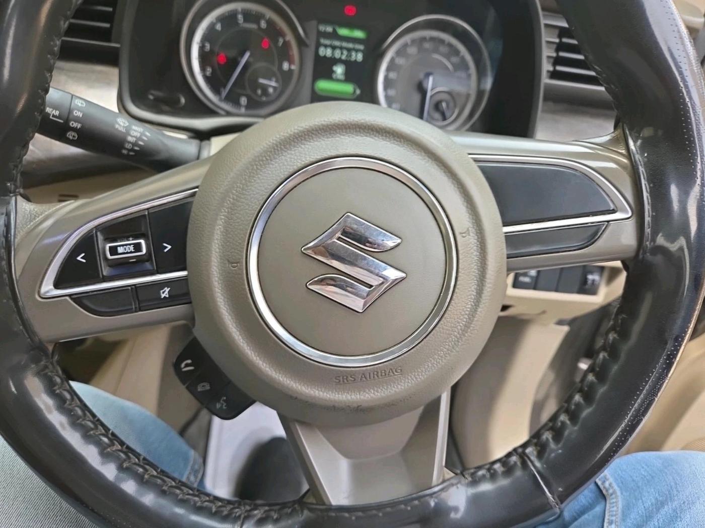 2022 Maruti Ertiga ZXI  CNG, CNG, Manual, 93,106 km, interior
