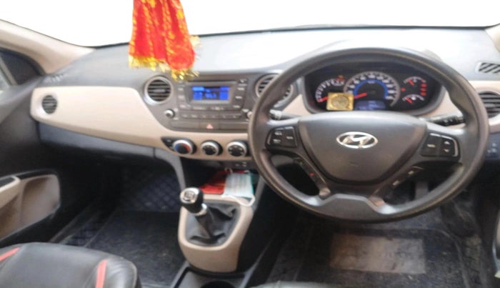 2015 Hyundai Grand i10 SPORTZ 1.2 KAPPA VTVT, Petrol, Manual, 53,514 km, interior