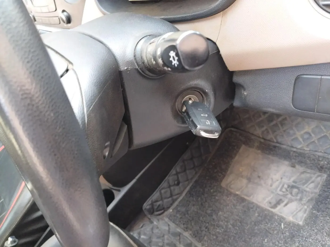 2015 Hyundai Grand i10 SPORTZ 1.2 KAPPA VTVT, Petrol, Manual, 53,514 km, interior