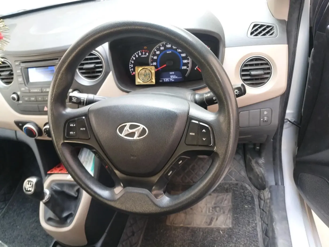 2015 Hyundai Grand i10 SPORTZ 1.2 KAPPA VTVT, Petrol, Manual, 53,514 km, interior