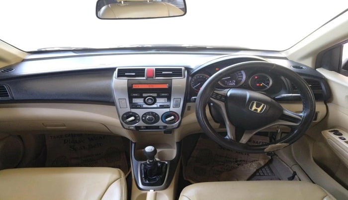 2013 Honda City 1.5L I-VTEC S MT, Petrol, Manual, 1,12,623 km, interior