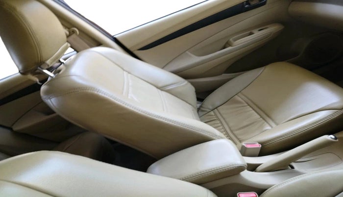 2013 Honda City 1.5L I-VTEC S MT, Petrol, Manual, 1,12,623 km, interior