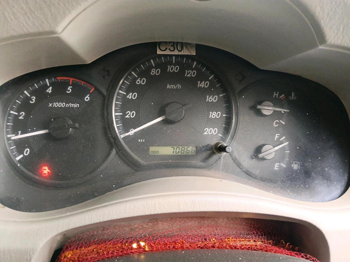 2013 Toyota Innova 2.5 GX 7 STR, Diesel, Manual, 70,866 km, interior