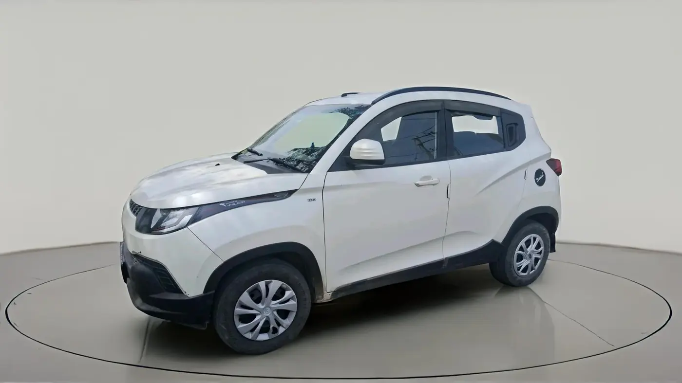 2016 Mahindra Kuv100 K6 D 6 STR, Diesel, Manual, 99,700 km, exterior