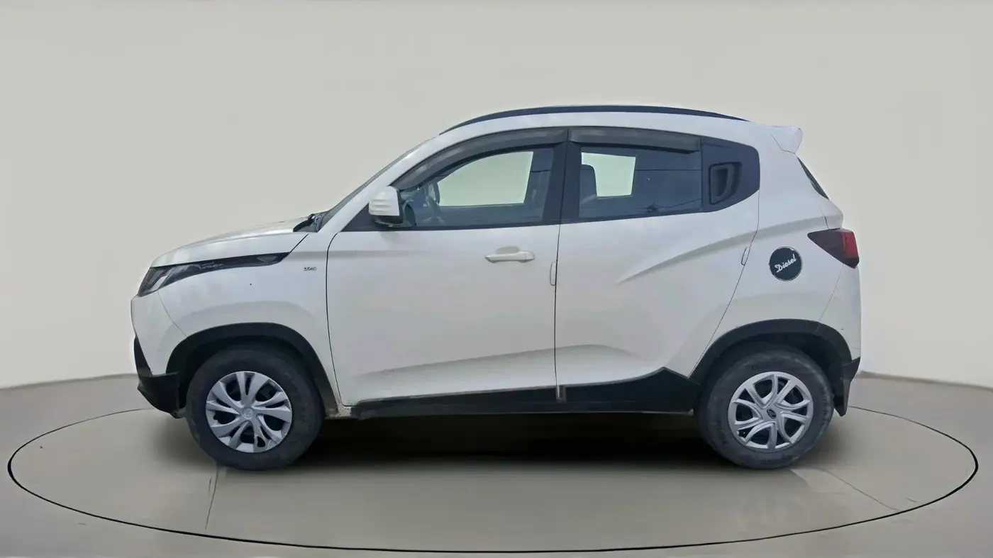 2016 Mahindra Kuv100 K6 D 6 STR, Diesel, Manual, 99,700 km, exterior