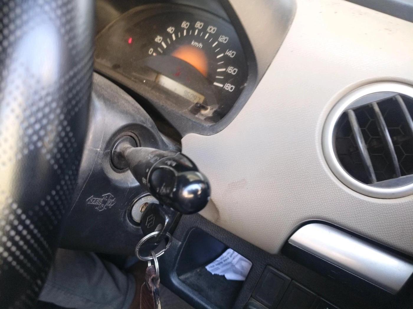 2015 Maruti Wagon R 1.0 LXI, CNG, Manual, 96,097 km, interior