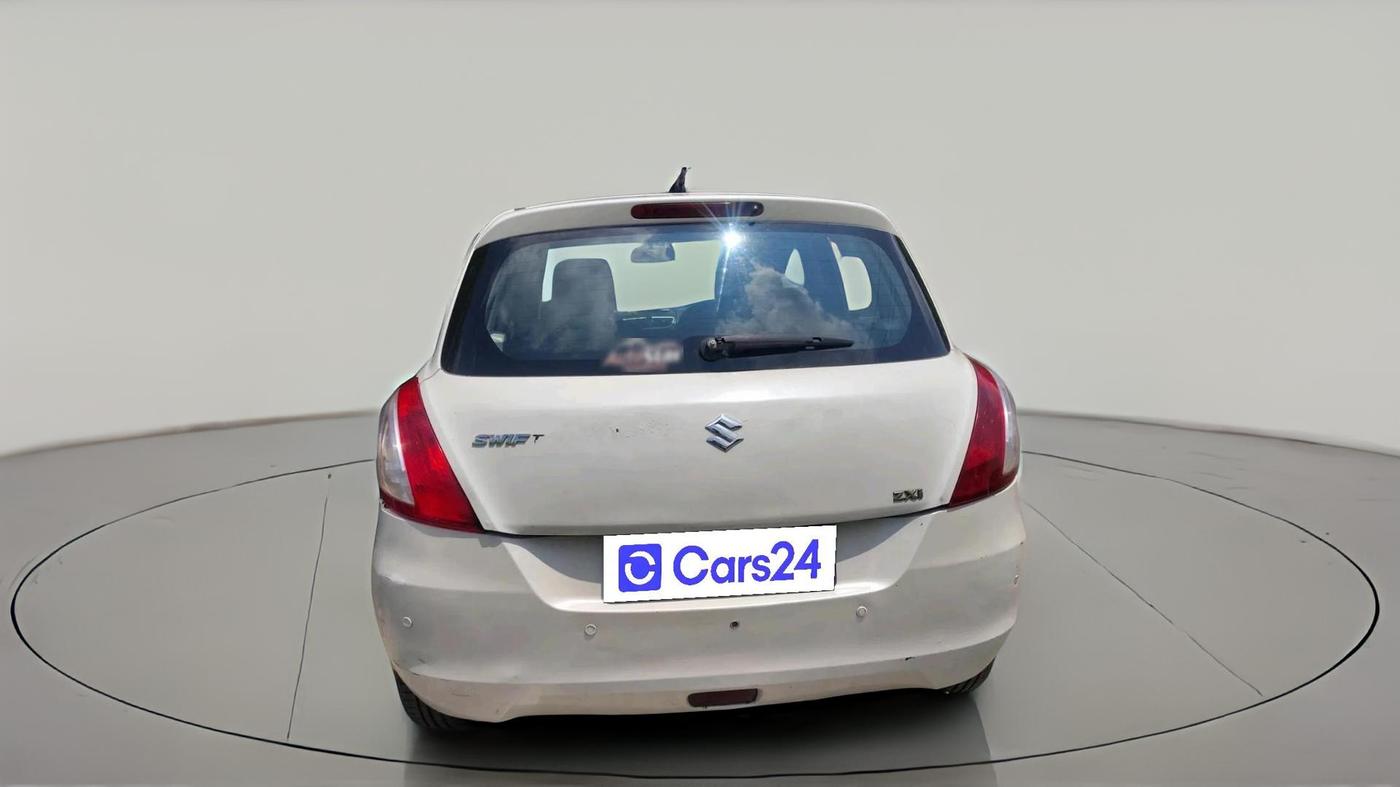 2011 Maruti Swift ZXI, CNG, Manual, 1,66,422 km, exterior