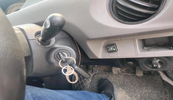 2011 Toyota Etios G, CNG, Manual, 1,12,328 km, interior