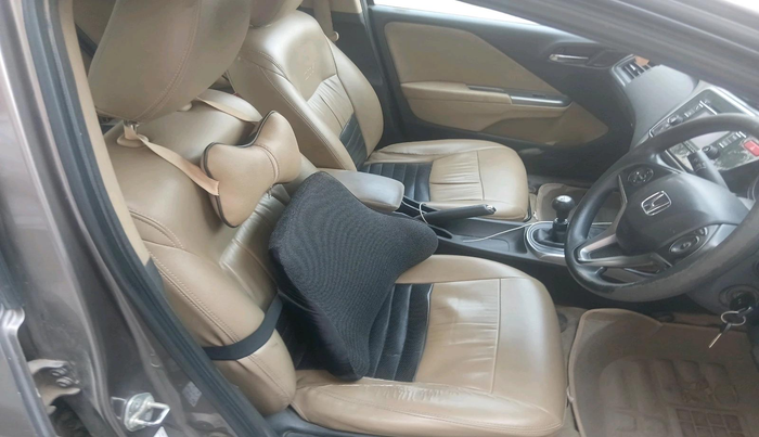 2014 Honda City 1.5L I-VTEC V MT, Petrol, Manual, 1,49,883 km, interior