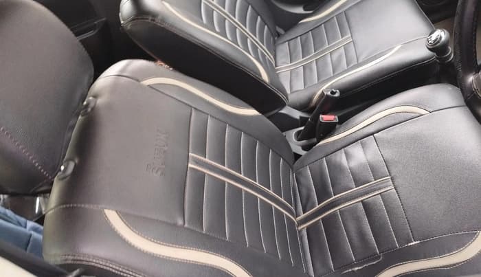 2011 Maruti Wagon R 1.0 LXI CNG, CNG, Manual, 1,75,343 km, interior