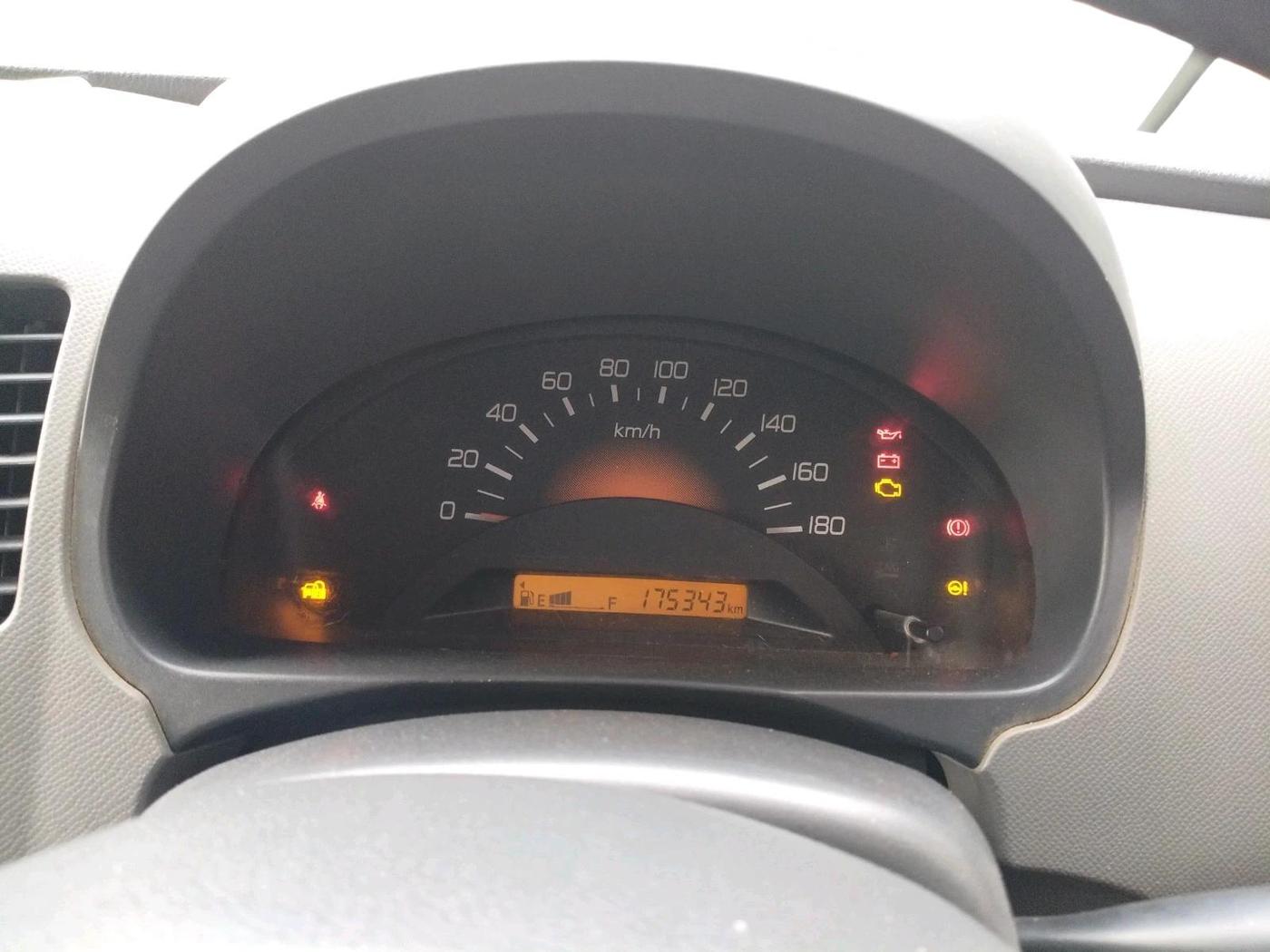 2011 Maruti Wagon R 1.0 LXI CNG, CNG, Manual, 1,75,343 km, interior