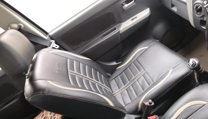 2011 Maruti Wagon R 1.0 LXI CNG, CNG, Manual, 1,75,343 km, interior