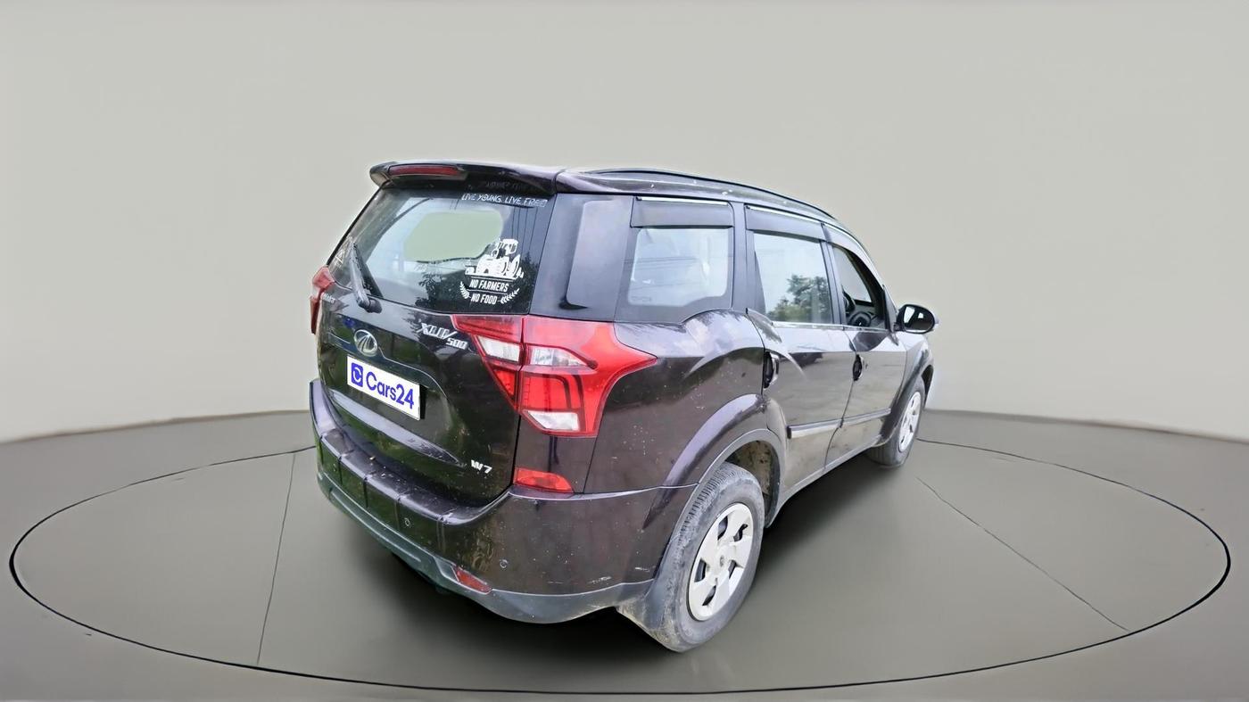 2018 Mahindra XUV500 W7, Diesel, Manual, 61,490 km, exterior