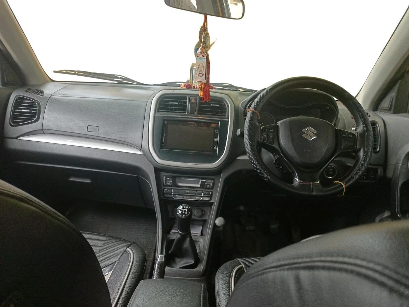 2016 Maruti Vitara Brezza ZDI PLUS, Diesel, Manual, 1,27,751 km, interior