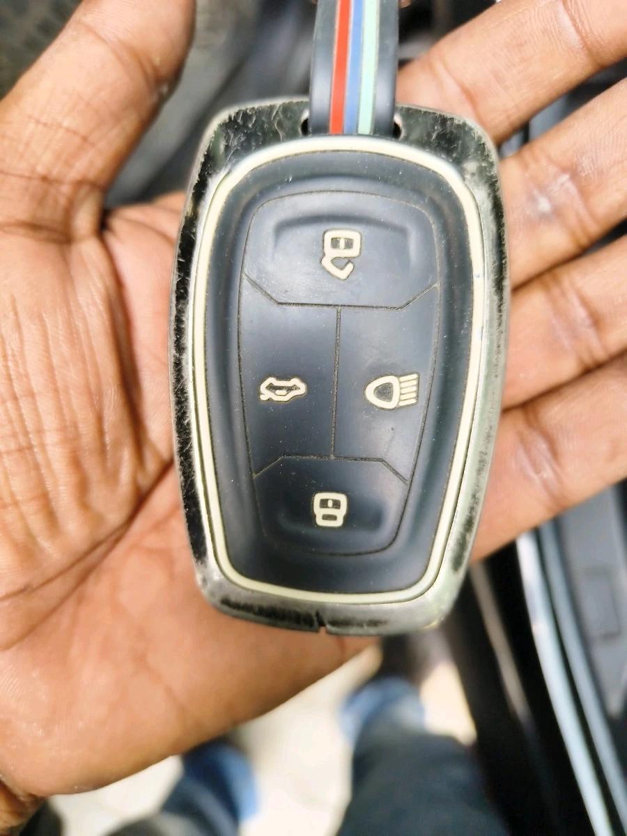 2022 Tata NEXON XZA PLUS DARK DIESEL, Diesel, Automatic, 1,30,651 km, interior