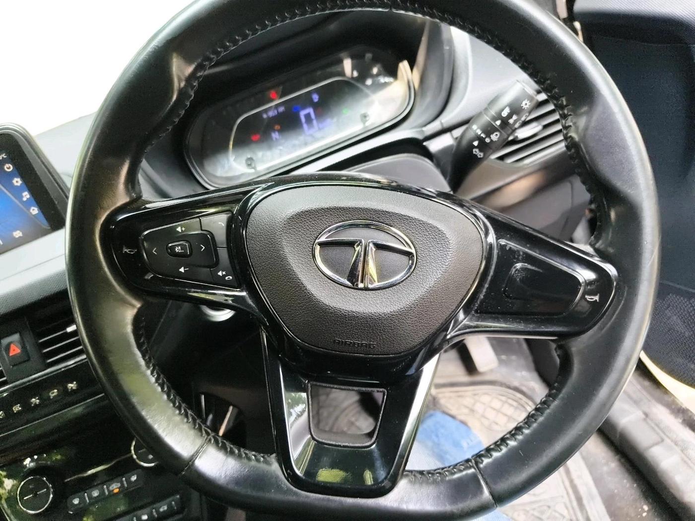 2022 Tata NEXON XZA PLUS DARK DIESEL, Diesel, Automatic, 1,30,651 km, interior