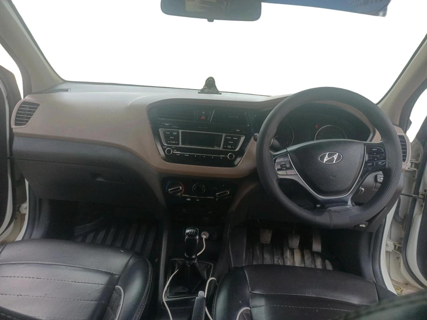 2018 Hyundai Elite i20 ERA 1.2, CNG, Manual, 53,535 km, interior