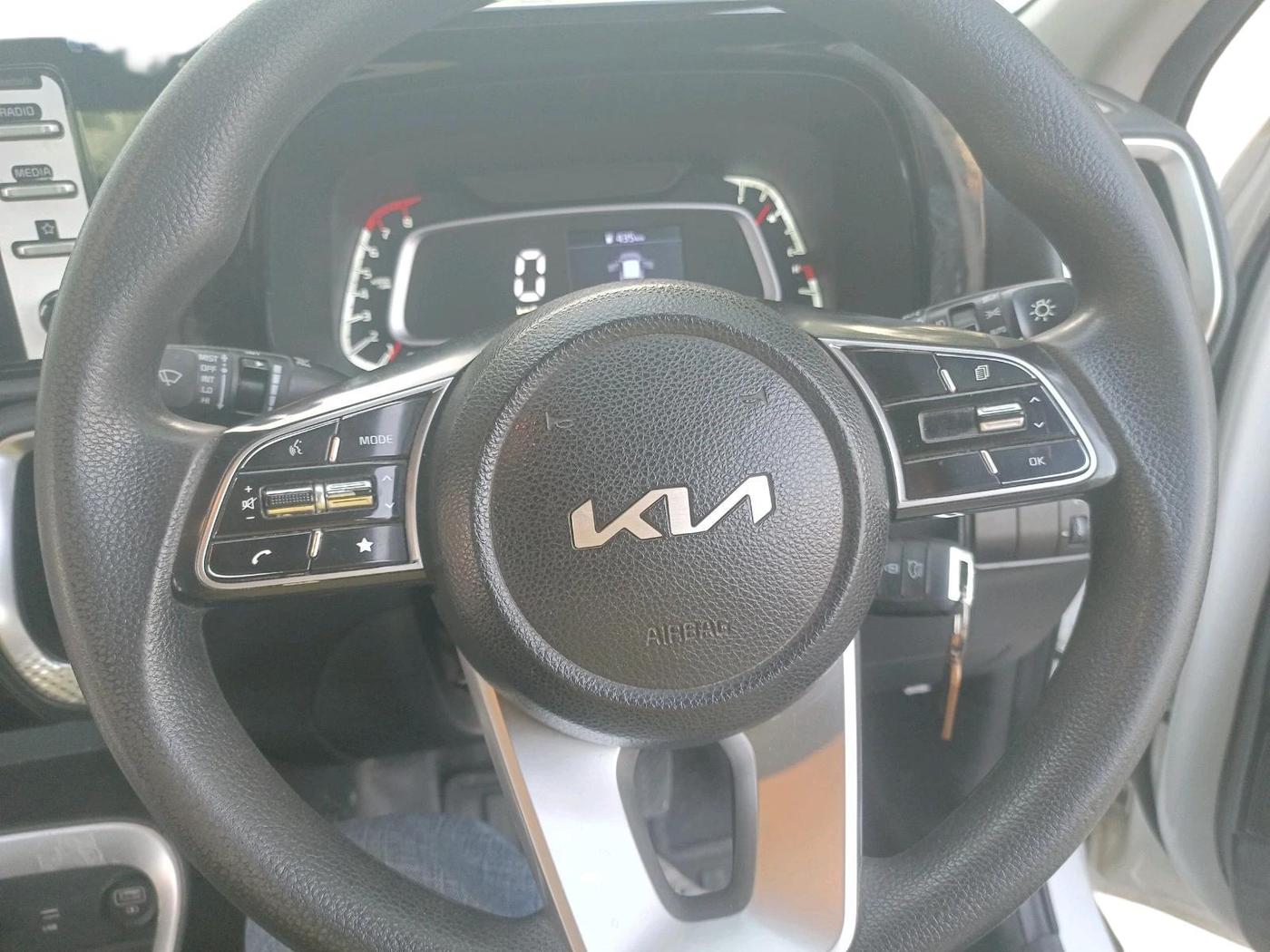 2022 KIA SONET HTK PLUS 1.2, Petrol, Manual, 63,322 km, interior