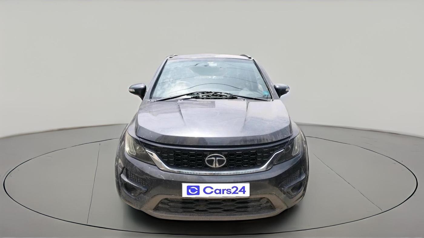2018 Tata Hexa XM 4X2 7 STR, Diesel, Manual, 1,01,510 km, exterior
