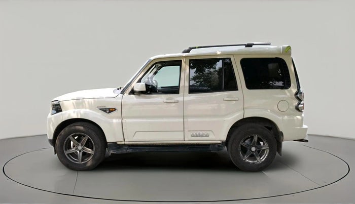 2016 Mahindra Scorpio S6 PLUS 1.99, Diesel, Manual, 53,540 km, exterior