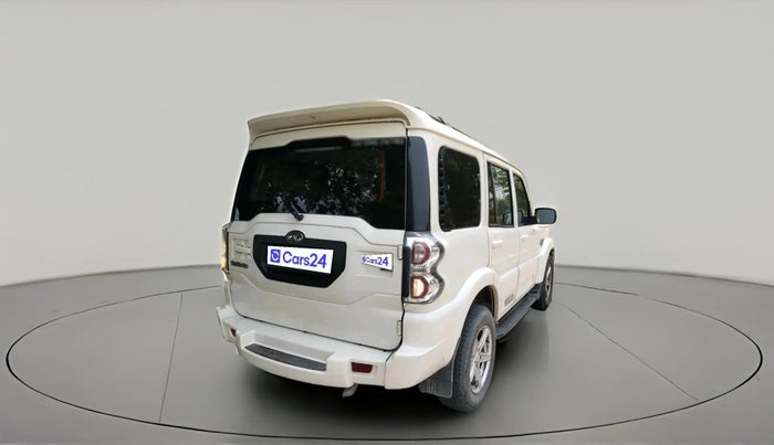 2016 Mahindra Scorpio S6 PLUS 1.99, Diesel, Manual, 53,540 km, exterior