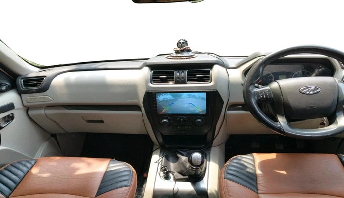 2016 Mahindra Scorpio S6 PLUS 1.99, Diesel, Manual, 53,540 km, interior