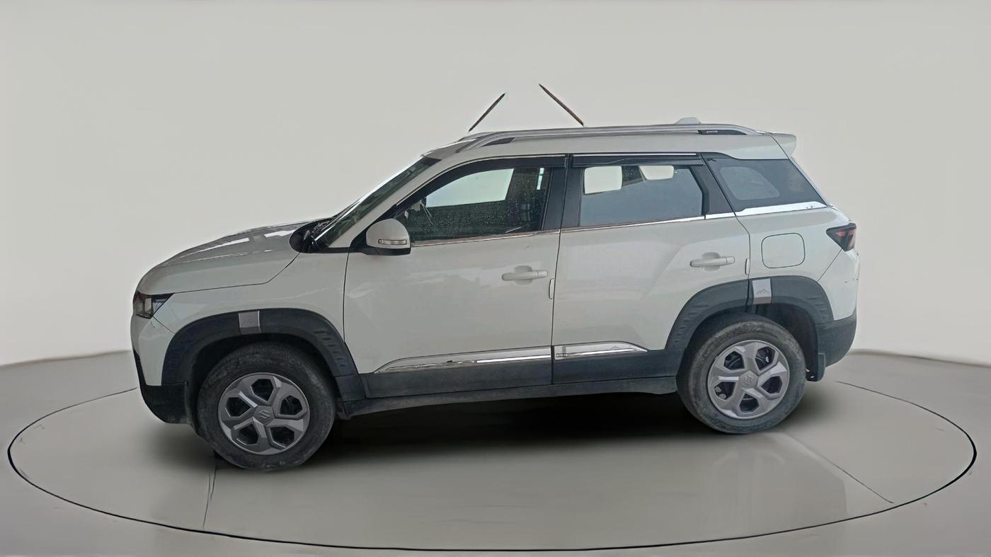 2024 Maruti BREZZA LXI S- CNG, CNG, Manual, 38,895 km, exterior