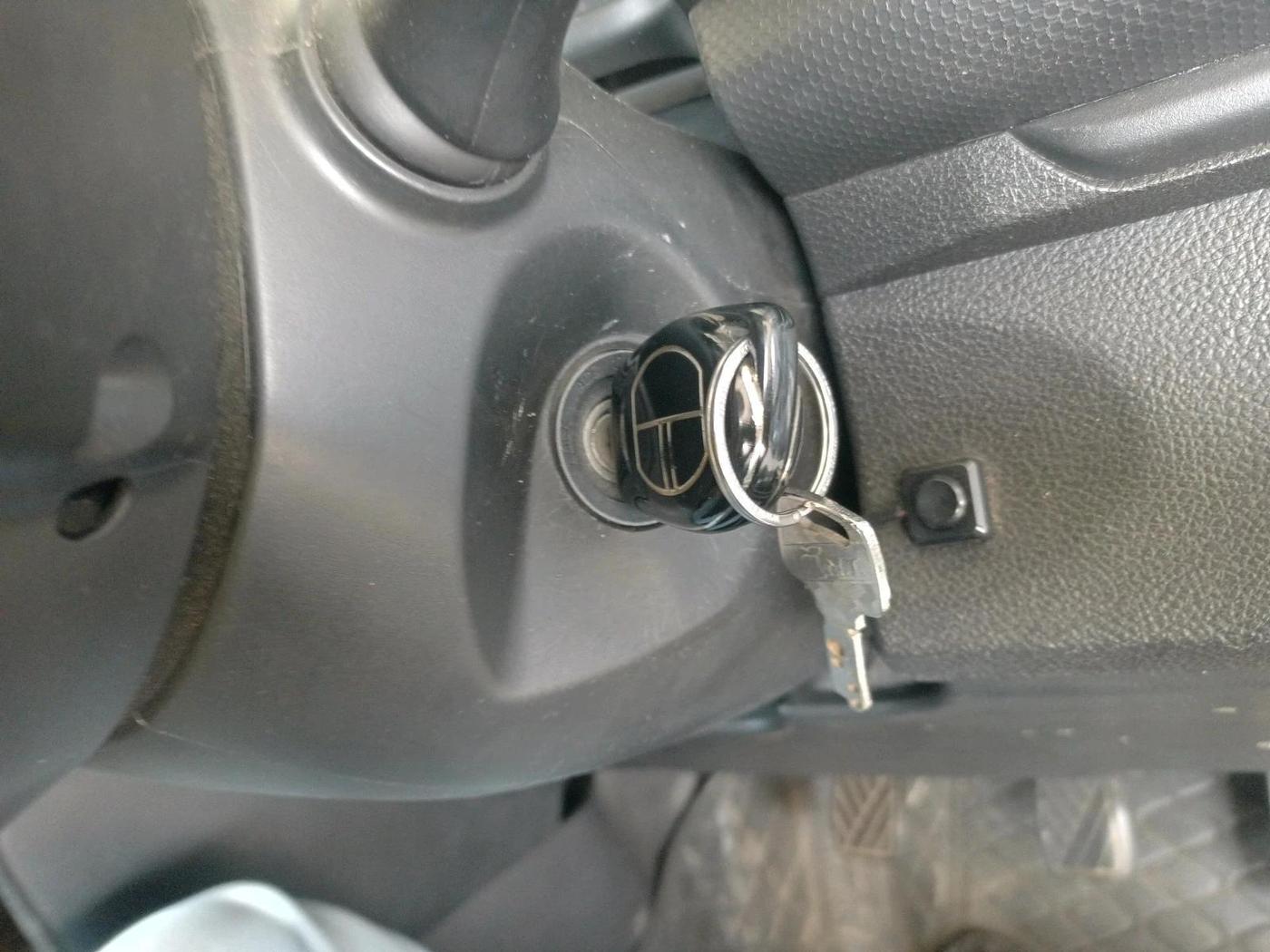 2024 Maruti BREZZA LXI S- CNG, CNG, Manual, 38,895 km, interior