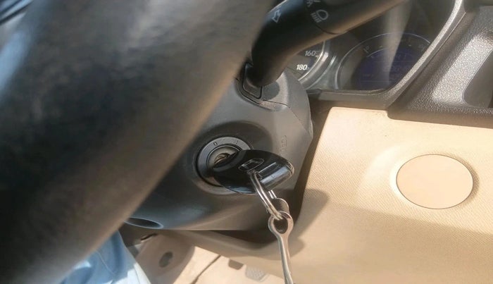 2016 Honda Amaze 1.2L I-VTEC SX, Petrol, Manual, 1,68,649 km, interior