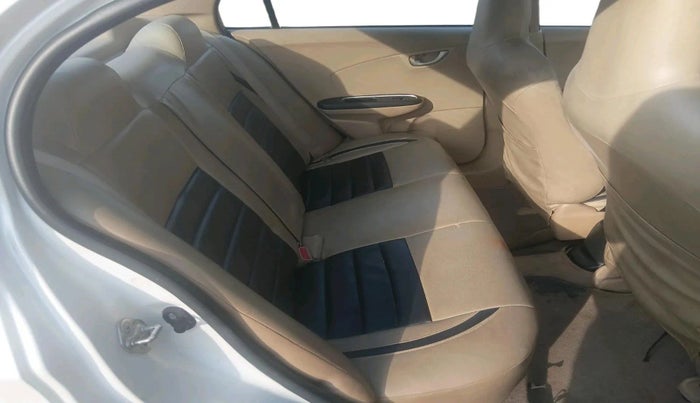 2016 Honda Amaze 1.2L I-VTEC SX, Petrol, Manual, 1,68,649 km, interior